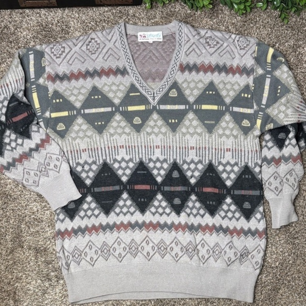 Vintage 1980s Shiquelu V Neck Sweater 3D Knit Sz large
